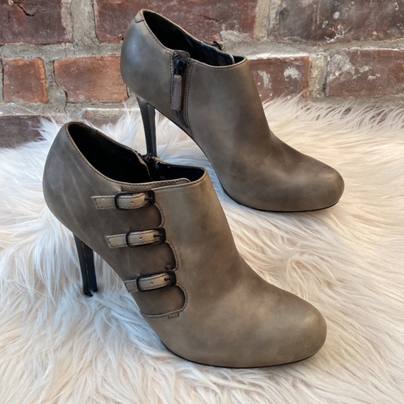 Cole Haan Air Alexis by Maria Sharapova Bootie, Size 7B - Picture 5 of 17